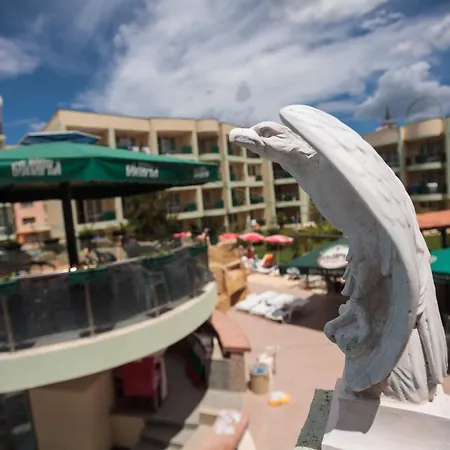 Sunny Day Club 酒店 阳光海滩