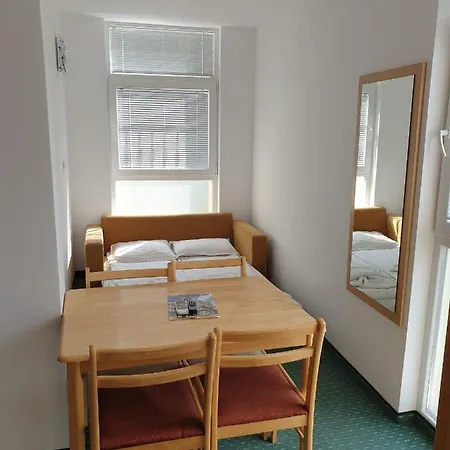 Sunny Day Club Hotel