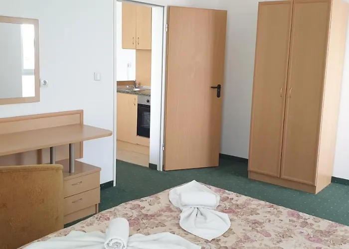 Sunny Day Club Σάνι Μπιτς