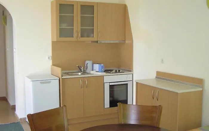 Sunny Day Club Hotell 3*