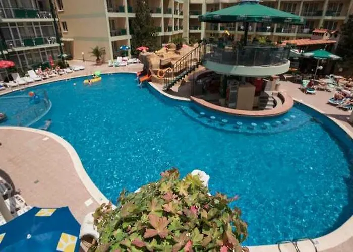 Ξενοδοχείο Sunny Day Club