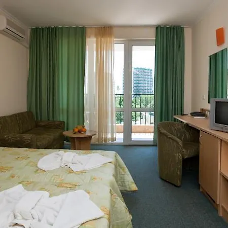 Sunny Day Club Отель