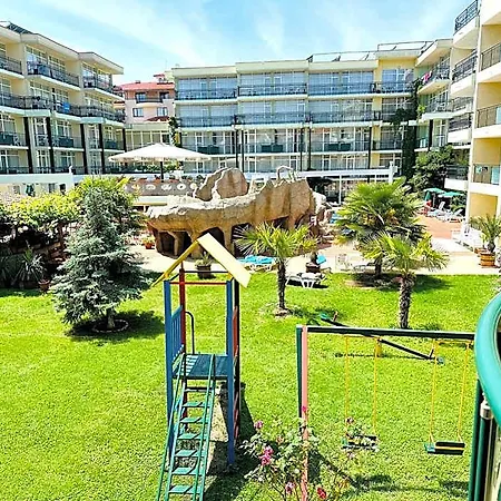فندق Sunny Day Club 3*