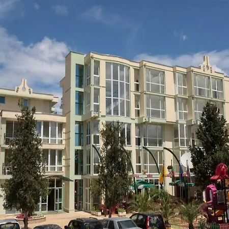 Sunny Day Club Отель 3*