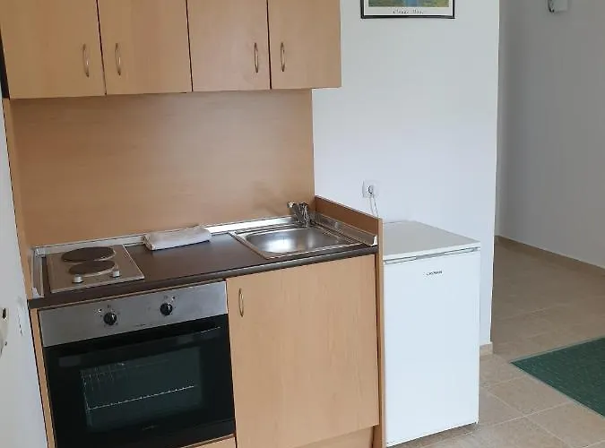 Sunny Day Club 3* סאני ביץ'