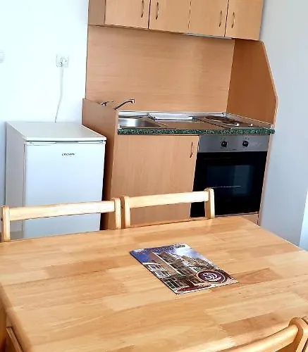 מלון Sunny Day Club סאני ביץ'