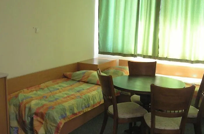 Sunny Day Club Hotel