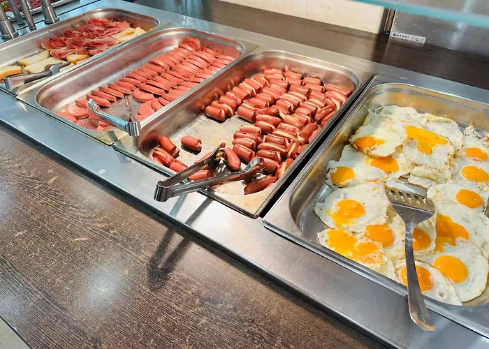 Sunny Day Club מלון סאני ביץ'