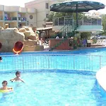 Отель Sunny Day Club 3*