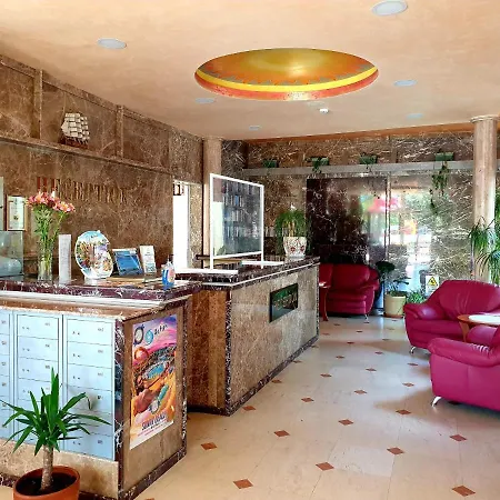 Sunny Day Club Hotel